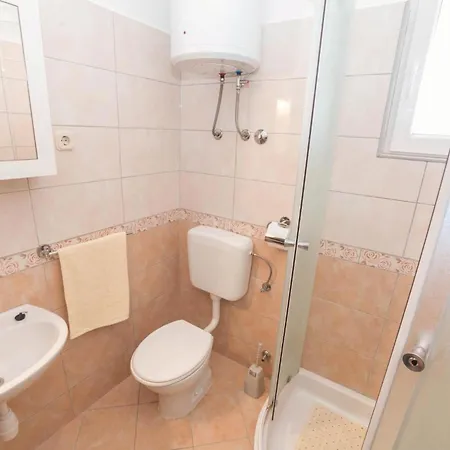 Appartement Magnifique à Pag Avec Wi-fi